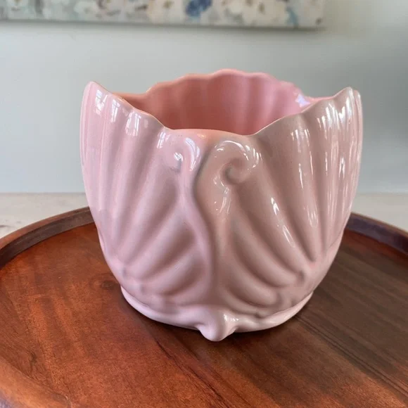 Vintage Ron Gordon Designs Pink Ceramic Art Deco Planter - Picture 4 of 9